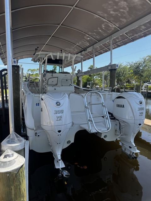 Twin Yamaha outboards at the dock